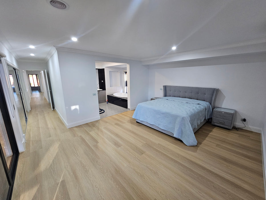 Light Oak 5G Hybrid Flooring (5G7128)