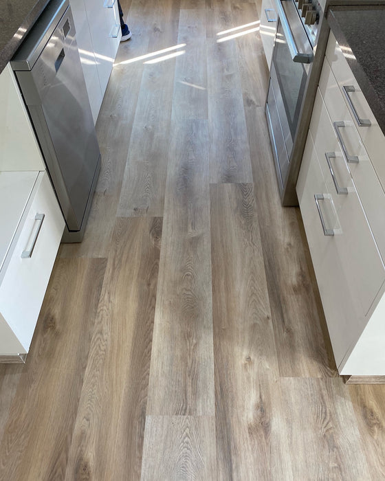 Warm Oak 6.5mm Hybrid Flooring (HCW85)