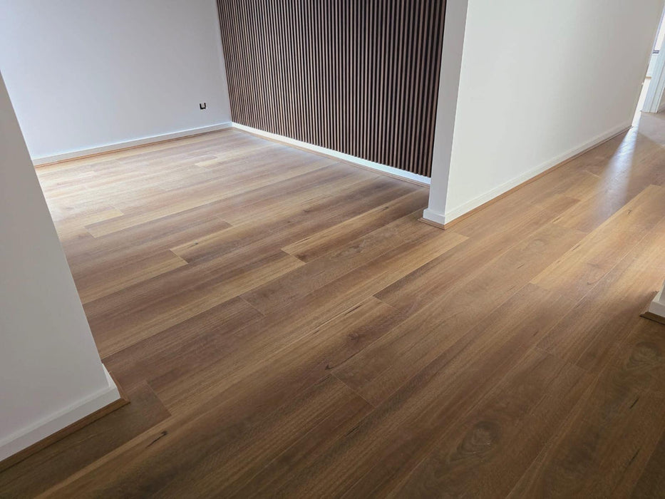 NSW Spotted Gum 7mm Hybrid Flooring (VIP100)