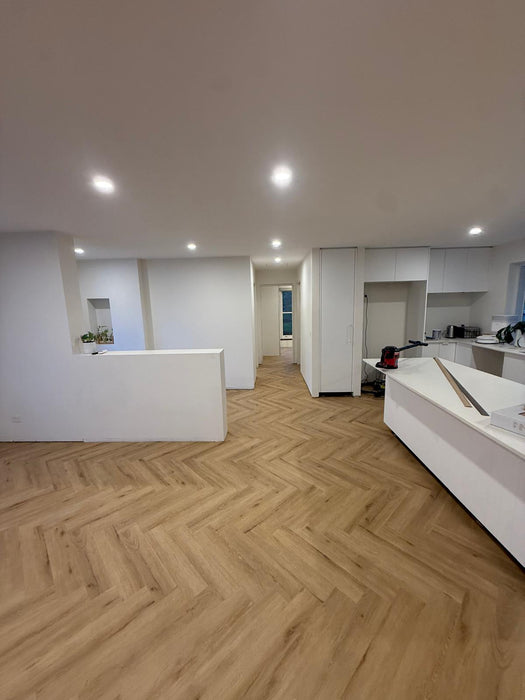 Natural Oak 7mm Hybrid Flooring (HFD38) (4)