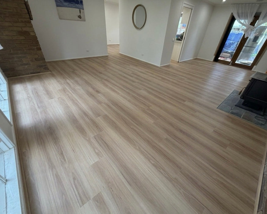 Coastal Blackbutt 5G Hybrid Flooring (5G7120)