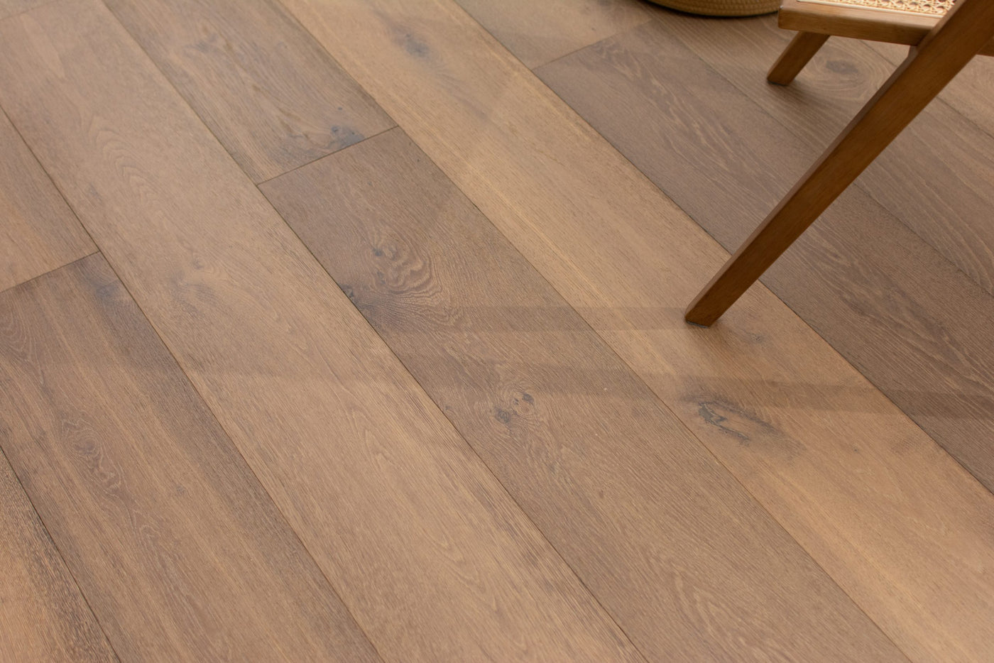 Arach 21/6mm Engineered Flooring (EO40)