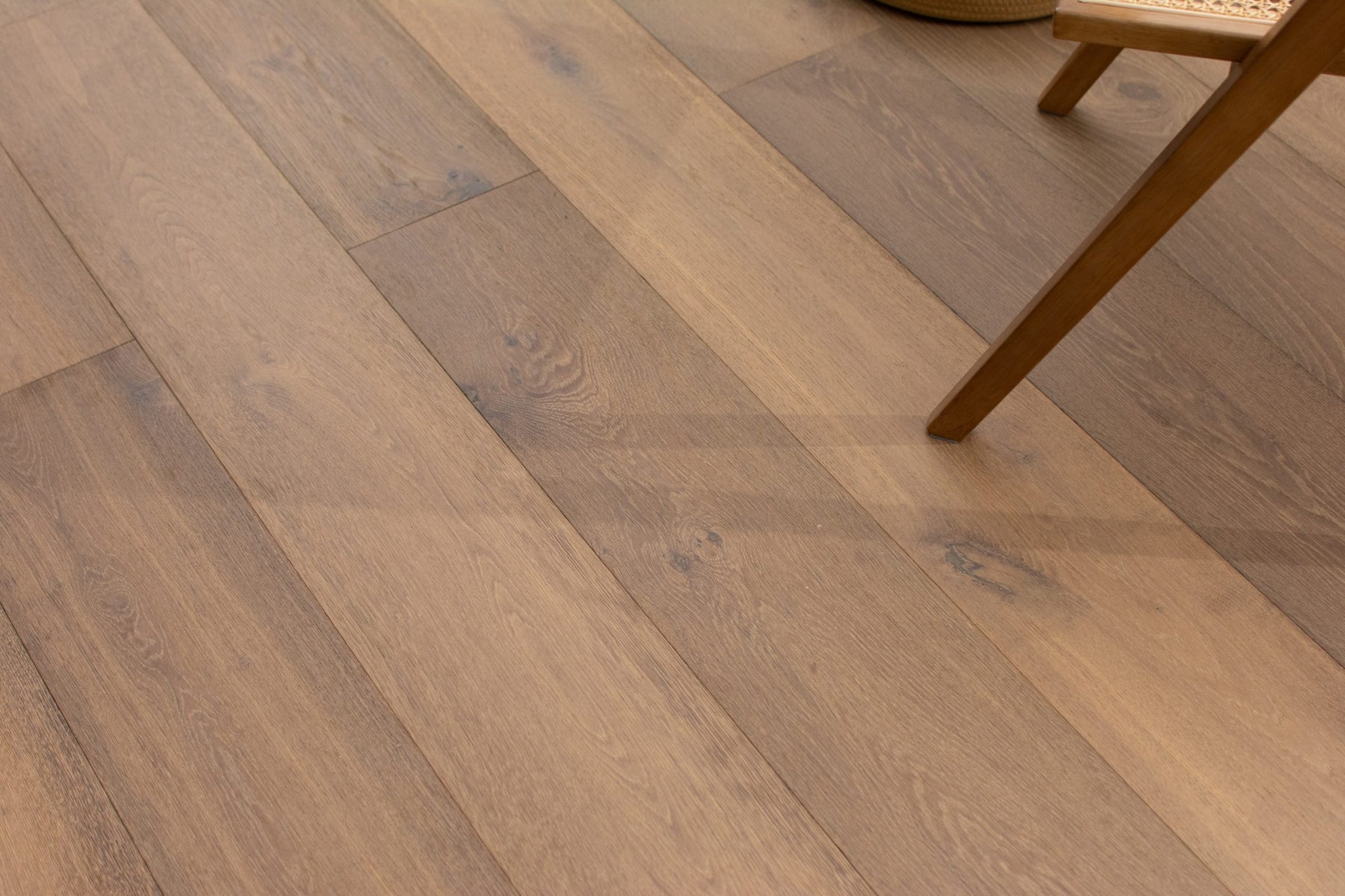 Arach 21/6mm Engineered Flooring (EO40)