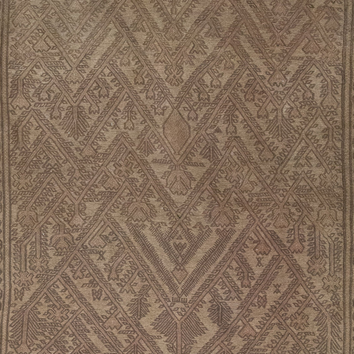 Sumak Handmade Rug — 190 × 260 cm (Label 546) — close-up of the actual photographed pattern and weave.