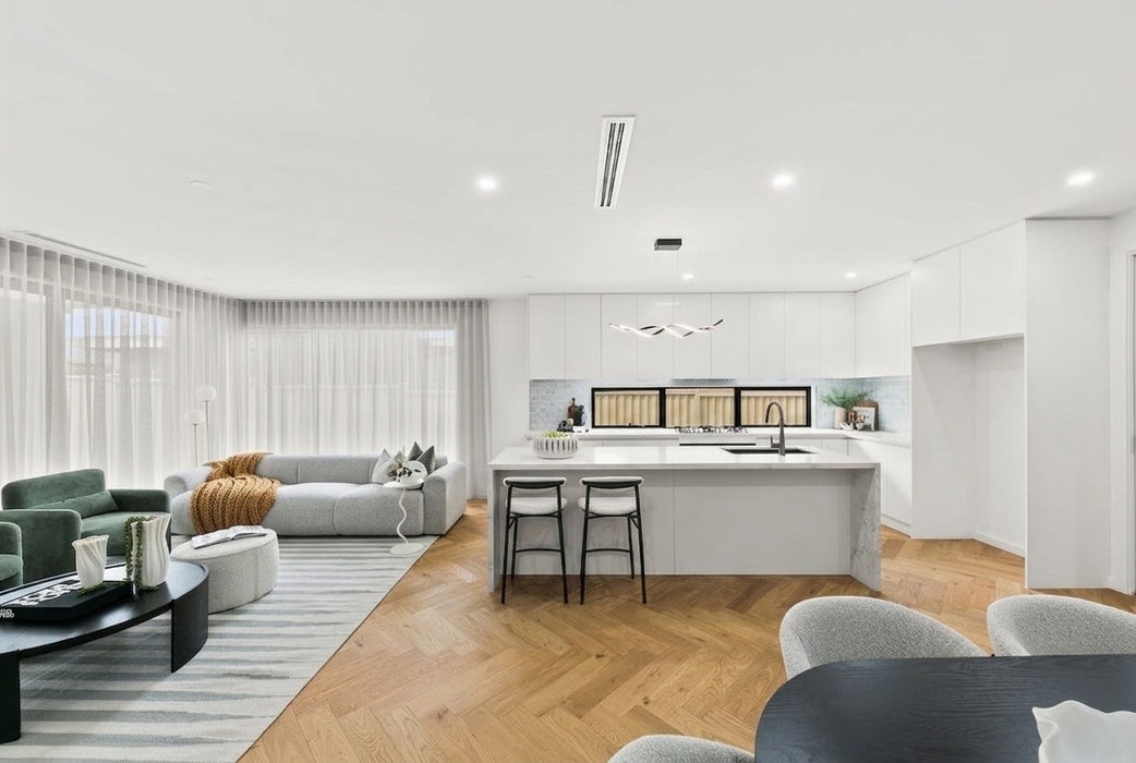 Paros Herringbone 14/3mm Engineered Flooring (EC8)