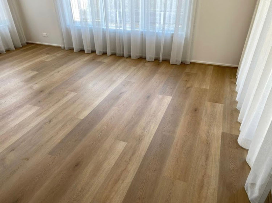 Smoked Natural 9mm Hybrid Flooring (HAAK903) - National Floors