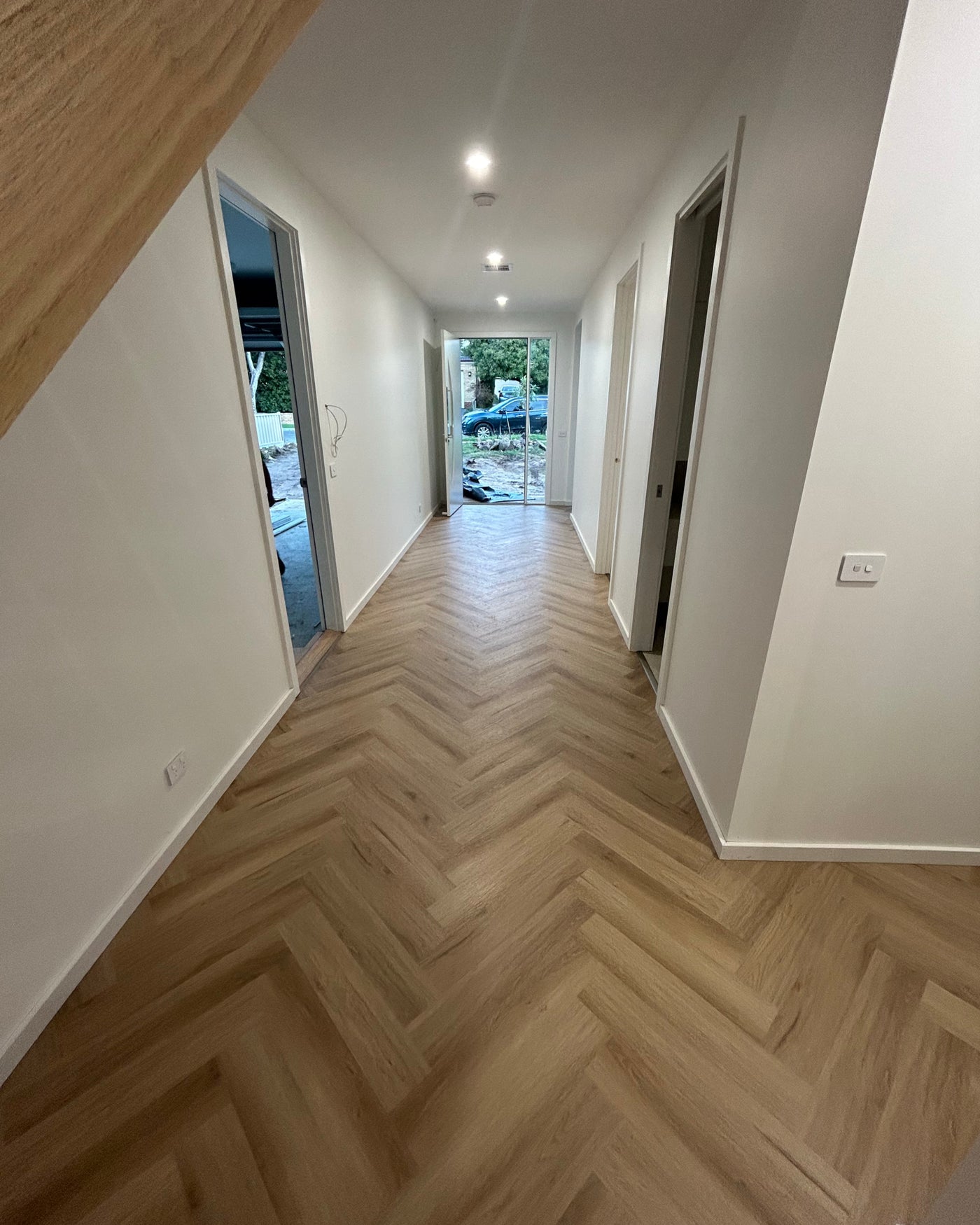 Porcelain Herringbone 9mm Hybrid Flooring (HC23)