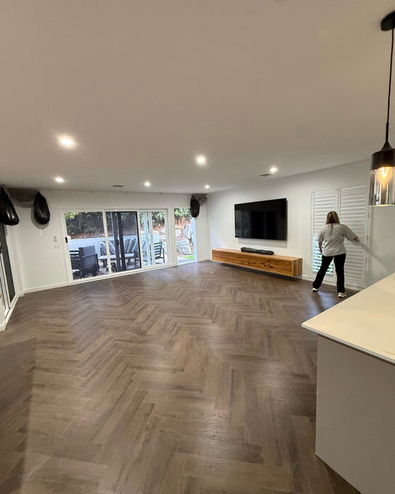 Imperial Herringbone 9mm Hybrid Flooring (HC24)