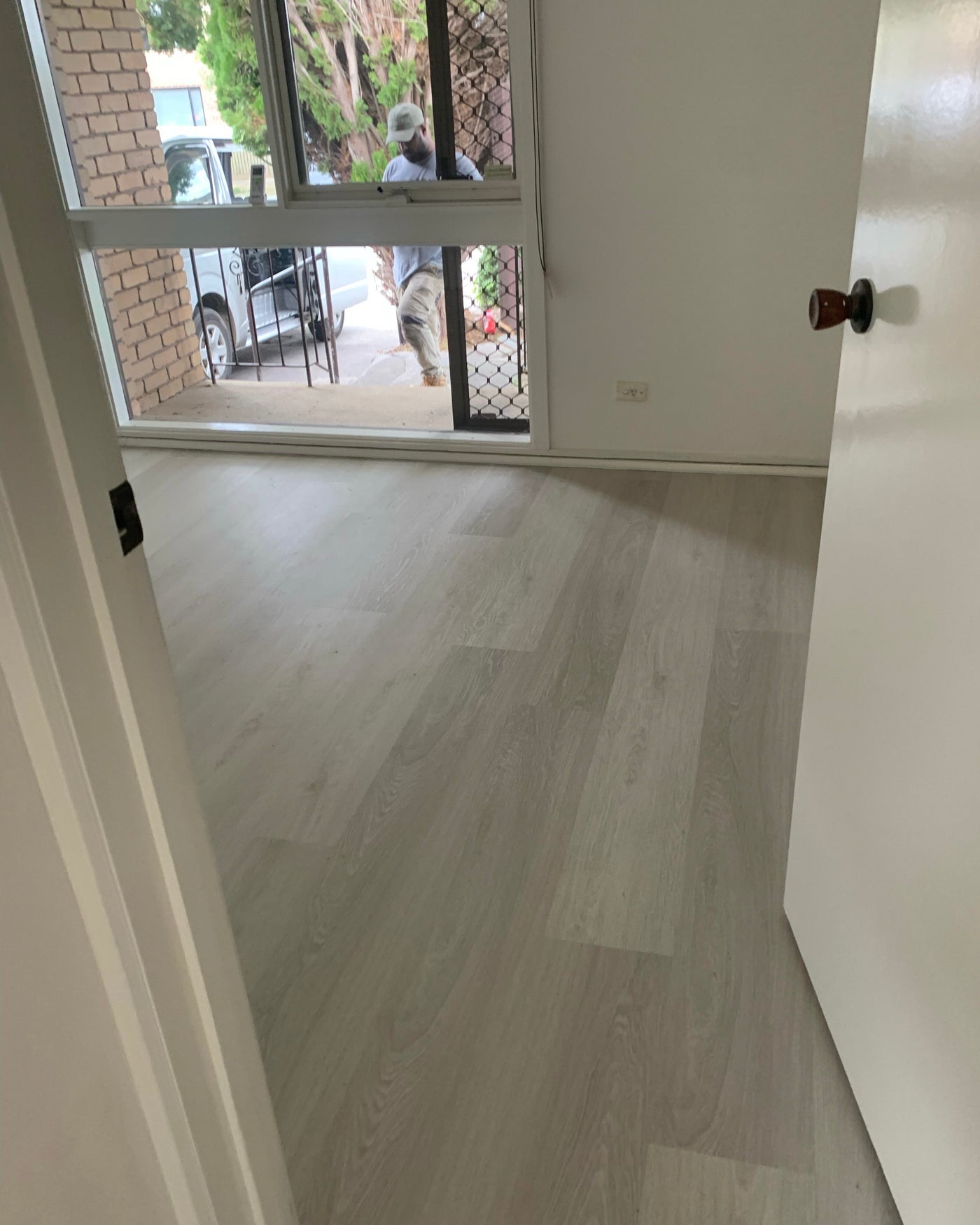 Eclipse 8mm Hybrid Flooring (HCC72)