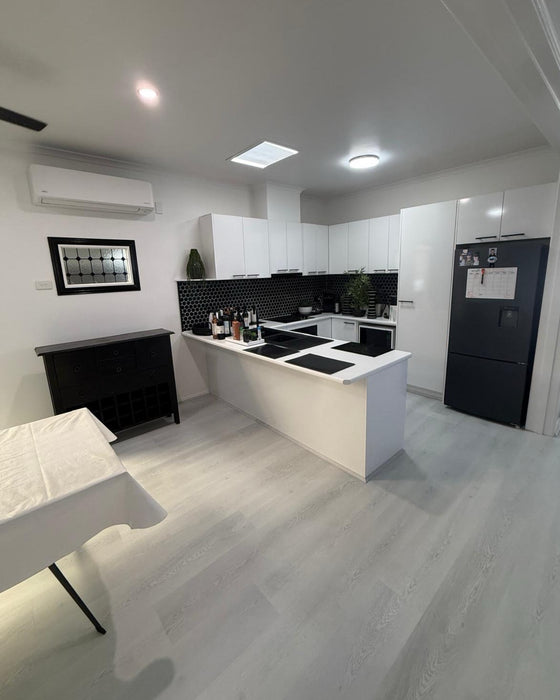 Linen Oak 6.5mm Hybrid Flooring (HHF31) - National Floors