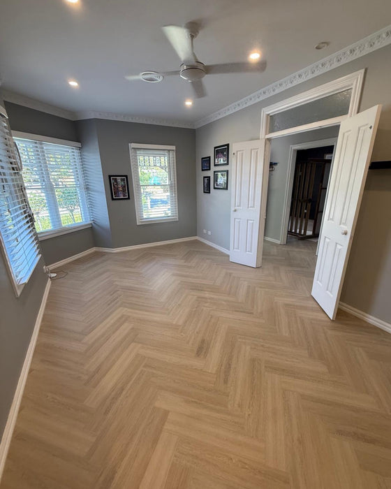 Ivory 8mm Hybrid Flooring (HP48) - National Floors
