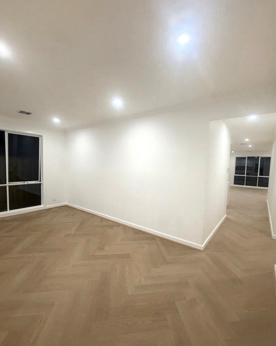 Umber 8mm Hybrid Flooring (HSU77)