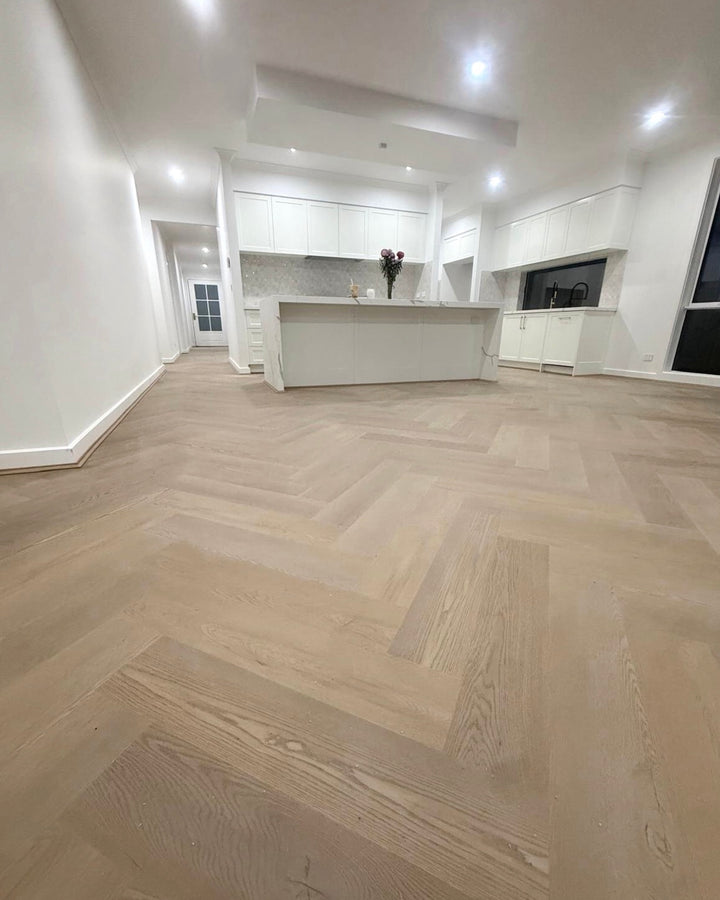 Umber 8mm Hybrid Flooring (HSU77)