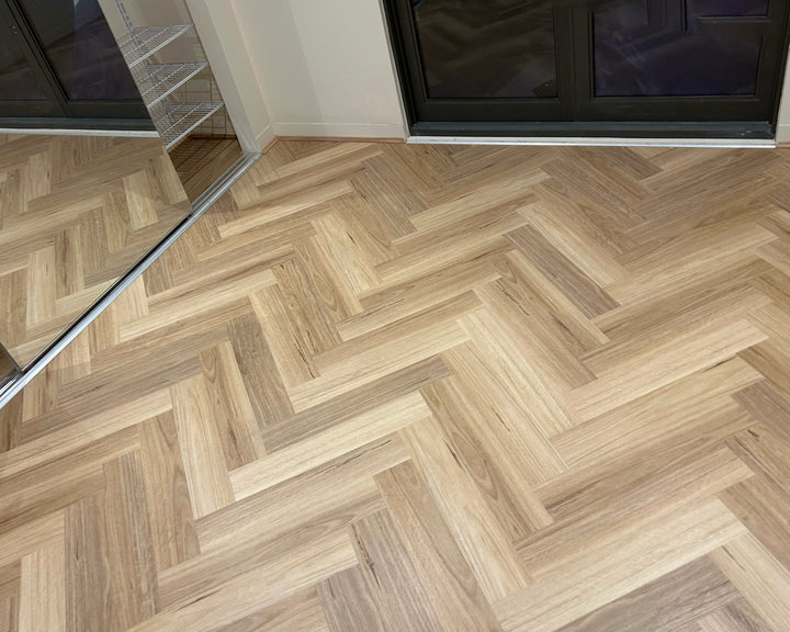 Elite Blackbutt Herringbone 9mm Hybrid Flooring (HC21)