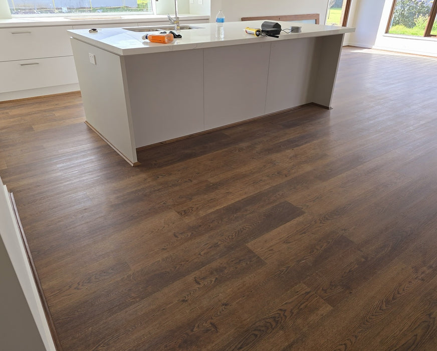 Deep Brown 7.5mm Hybrid Flooring (HP33)