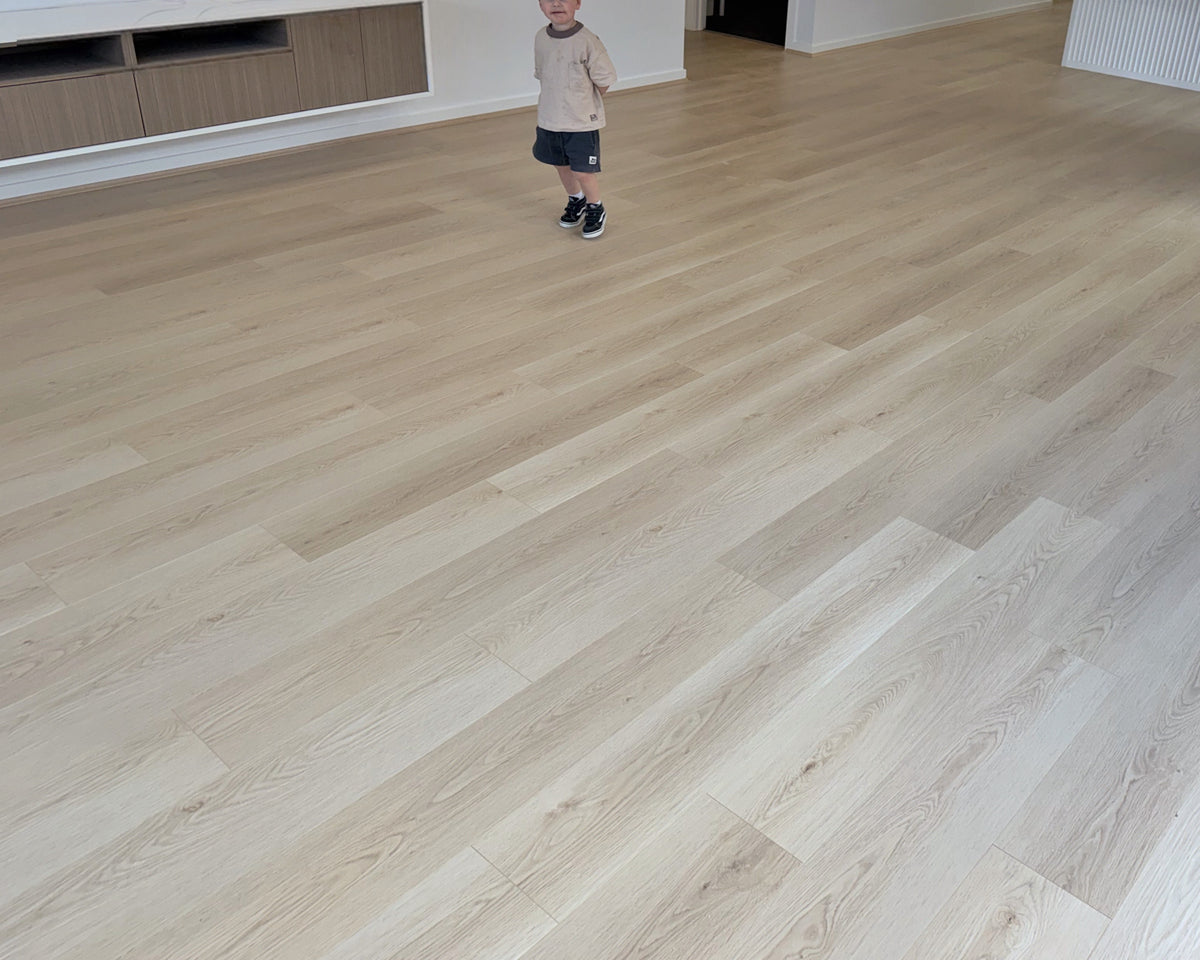 Nougat 8mm Laminate Flooring (LH11)