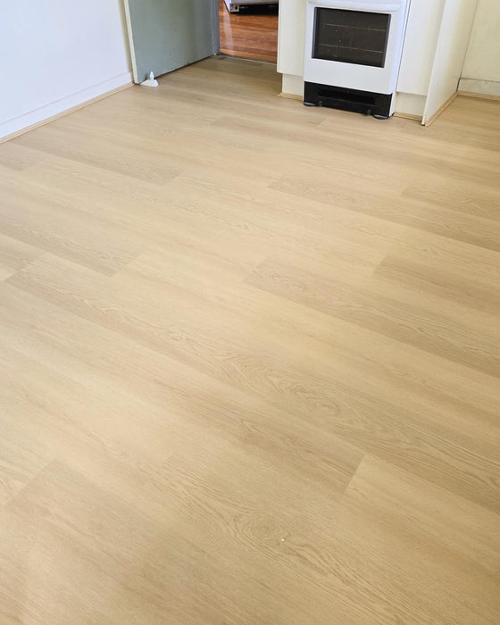 Light Oak 5G Hybrid Flooring (5G7128)