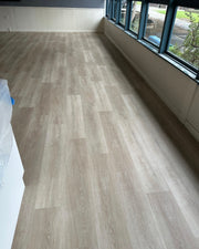 Lumen Oak Vinyl Flooring (VG31)