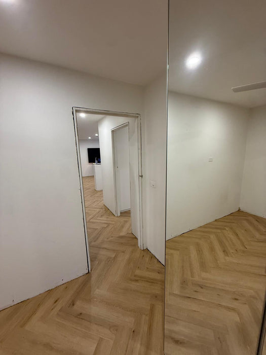 Natural Oak 7mm Hybrid Flooring (HFD38) (7)