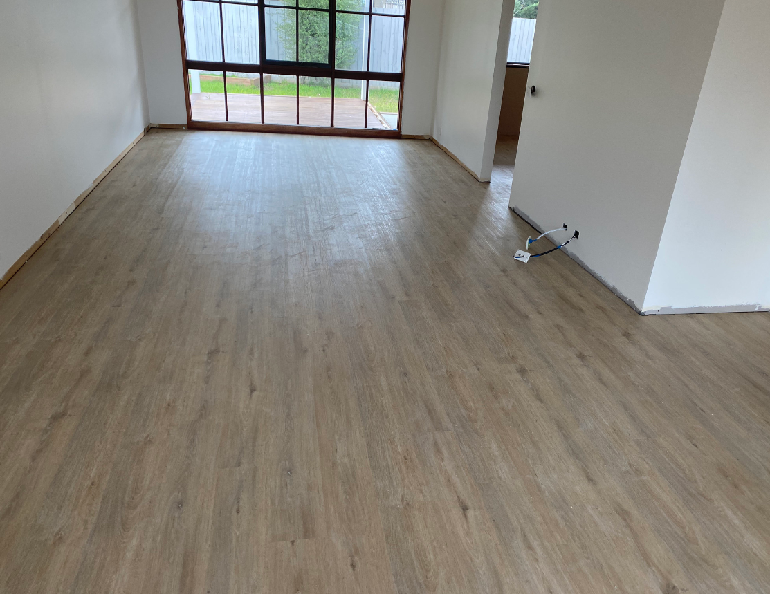 Star 5.5mm Hybrid Flooring (HSU11)